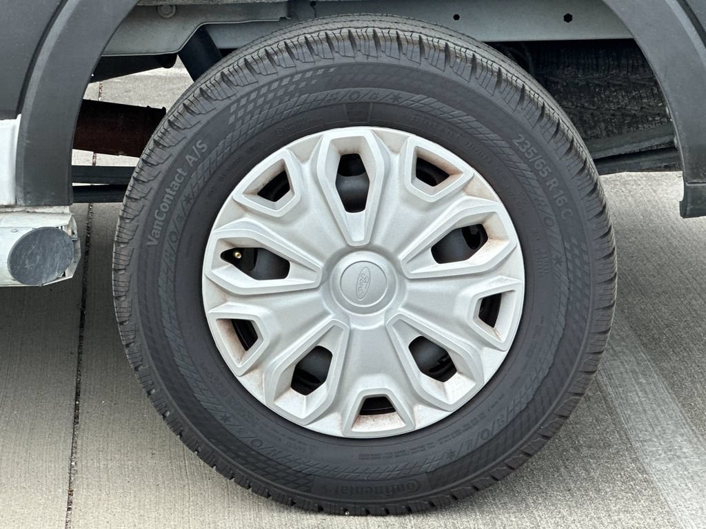 Certified 2025 Ford Transit 250 Low Roof w/ Exterior Upgrade Package RWD image 23