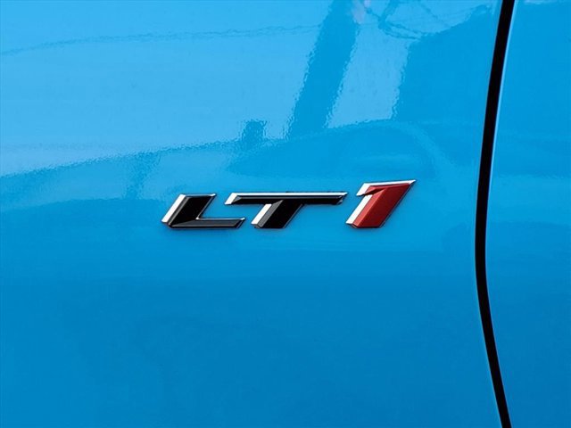 Used 2023 Chevrolet Camaro LT w/ RS Package image 22