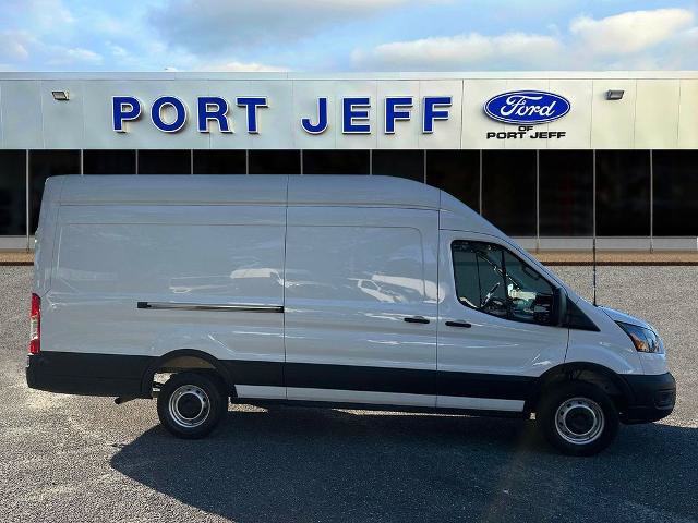 Certified 2025 Ford Transit 250 148 High Roof Extended RWD image 4