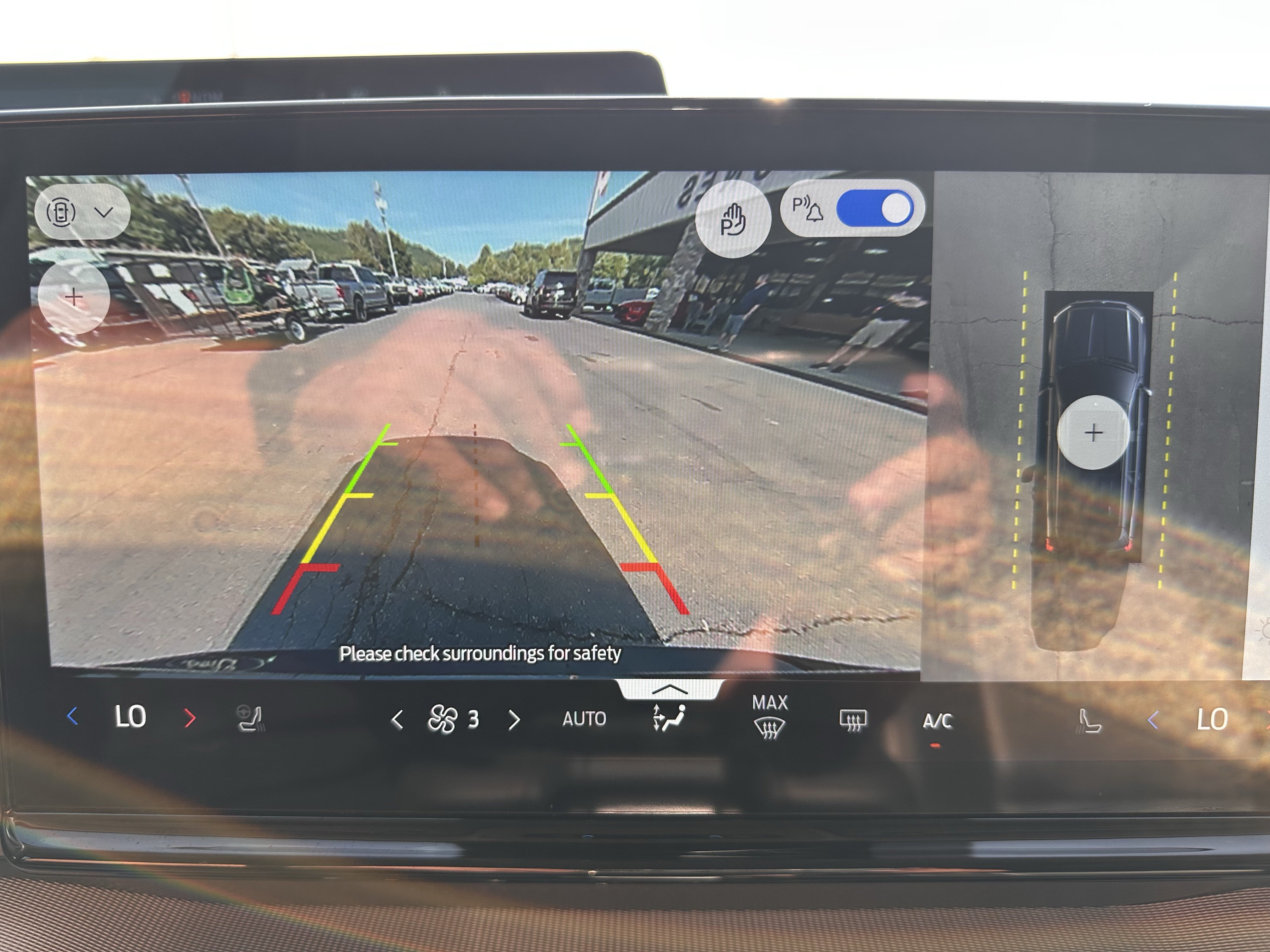 Certified 2025 Ford Expedition Active AWD/4WD image 26