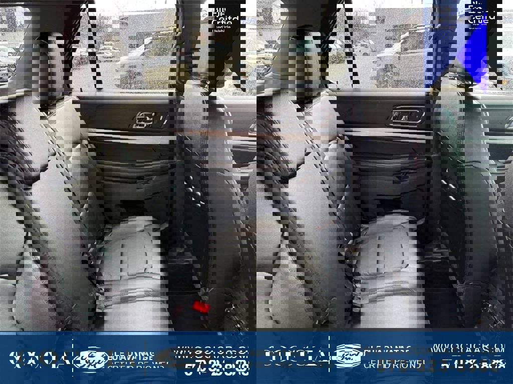 Certified 2016 Ford Explorer XLT w/ Equipment Group 202A image 36