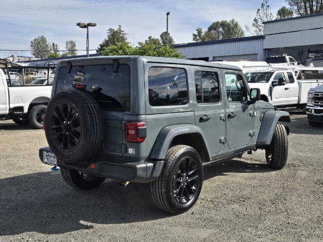 Used 2024 Jeep Wrangler Unlimited Sahara AWD/4WD image 4
