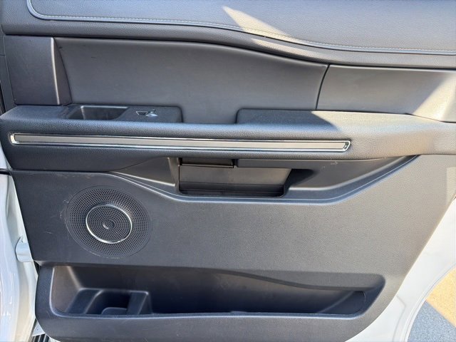 Certified 2024 Ford Expedition Max XLT image 41