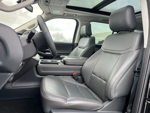 Certified 2025 Ford Expedition Max Active image 5