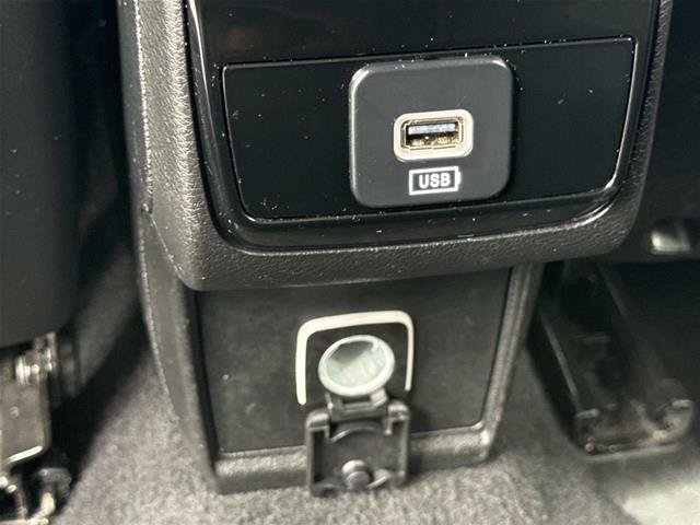 Used 2024 Jeep Compass Limited AWD/4WD image 30