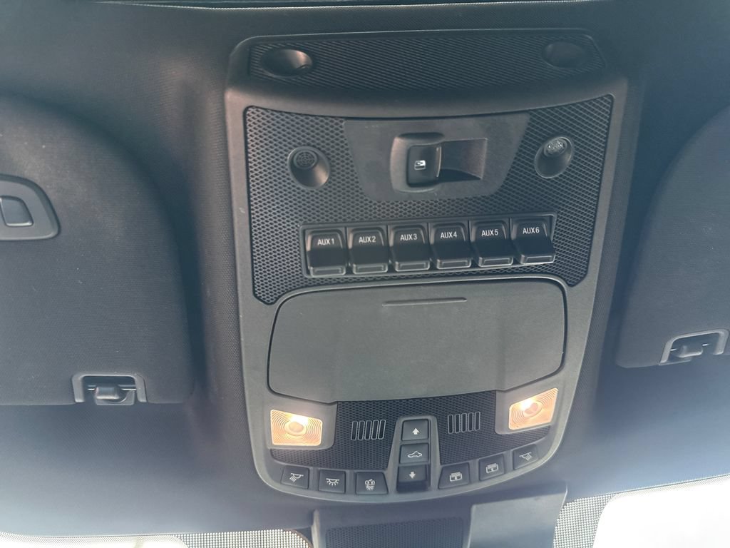 Certified 2019 Ford F150 Raptor w/ Equipment Group 802A Luxury AWD/4WD image 17