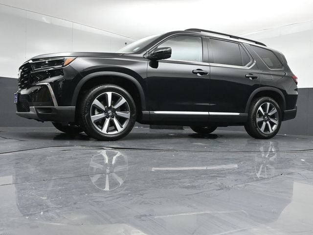 Used 2025 Honda Pilot Touring image 40