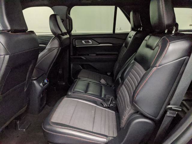 Certified 2025 Ford Explorer ST-Line w/ ST-Line Street Pack image 24