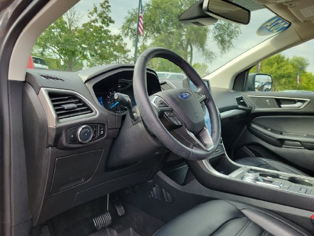 Certified 2024 Ford Edge SEL w/ Convenience Package AWD/4WD image 10