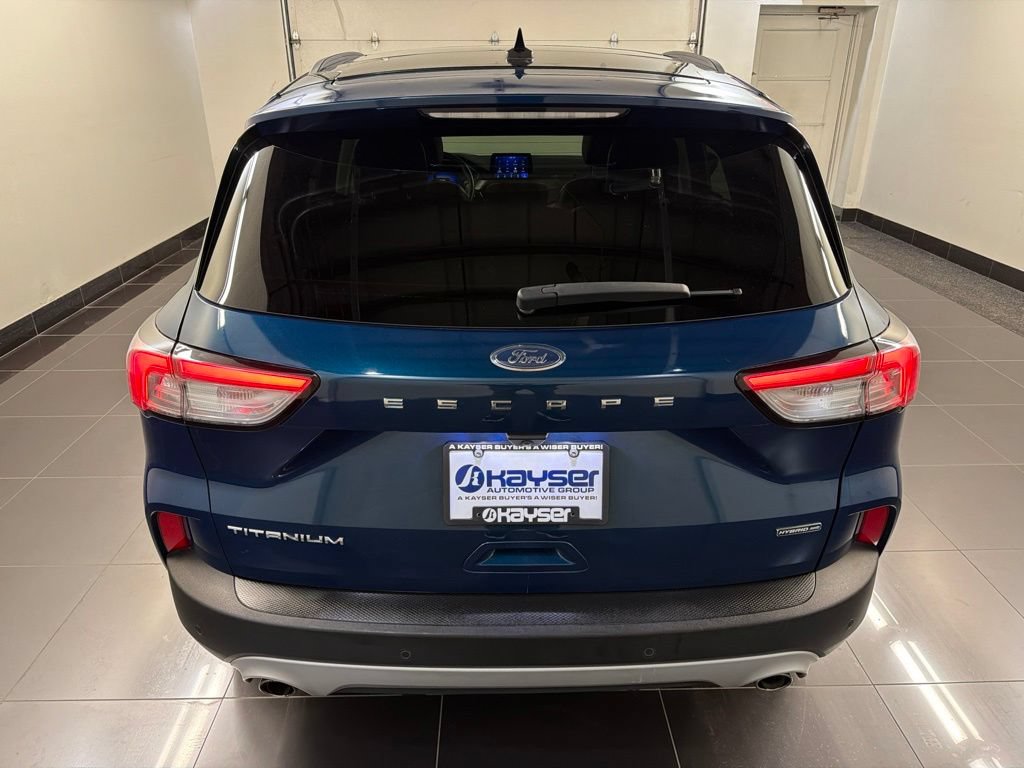 Certified 2020 Ford Escape Titanium AWD/4WD image 5