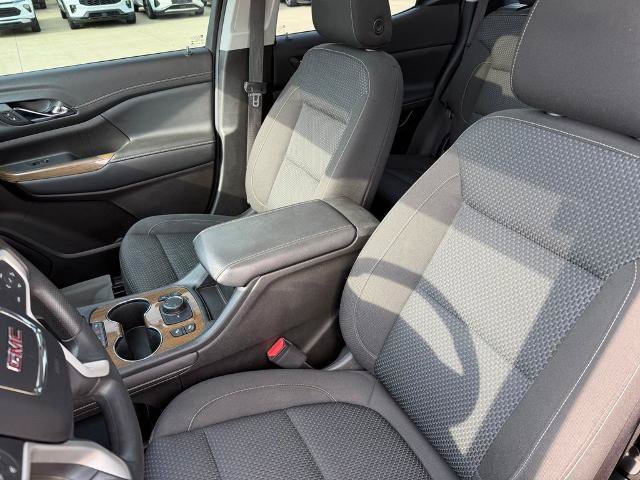 Used 2021 GMC Acadia SLE w/ Driver Convenience Package FWD image 12