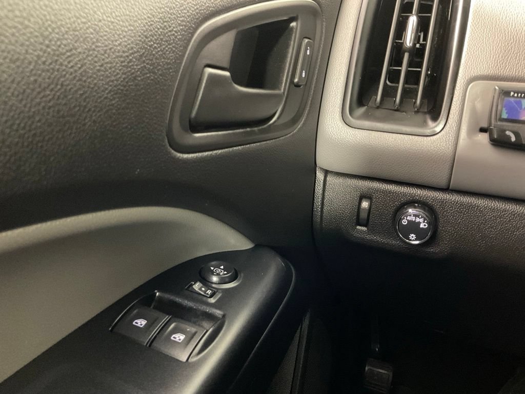 Used 2017 Chevrolet Colorado W/T w/ WT Convenience Package RWD image 19
