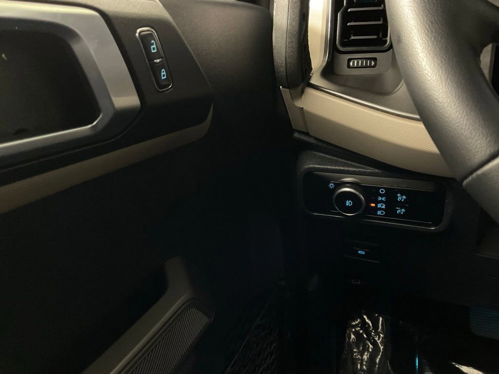 Certified 2023 Ford Bronco Wildtrak image 16