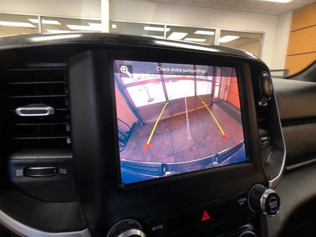 Used 2019 RAM 1500 Big Horn AWD/4WD image 16
