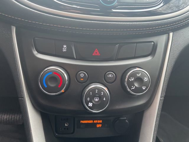 Used 2020 Chevrolet Trax LS w/ Tint and Cruise Package image 18