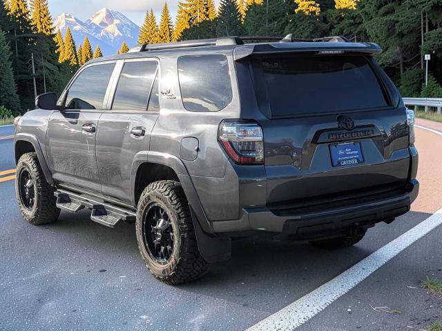 Used 2023 Toyota 4Runner TRD Off-Road Premium w/ Moonroof Package AWD/4WD image 4