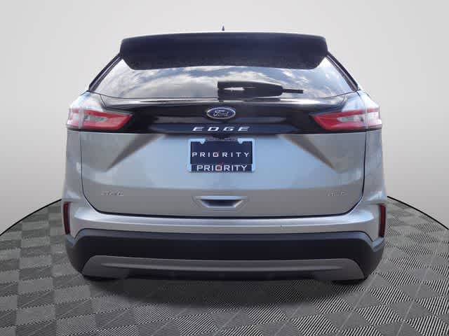 Certified 2024 Ford Edge SEL AWD/4WD image 3