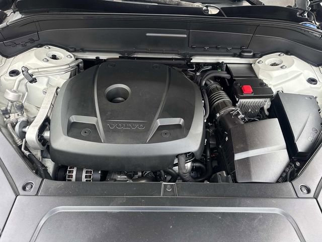 Used 2020 Volvo XC90 T6 Momentum AWD/4WD image 10