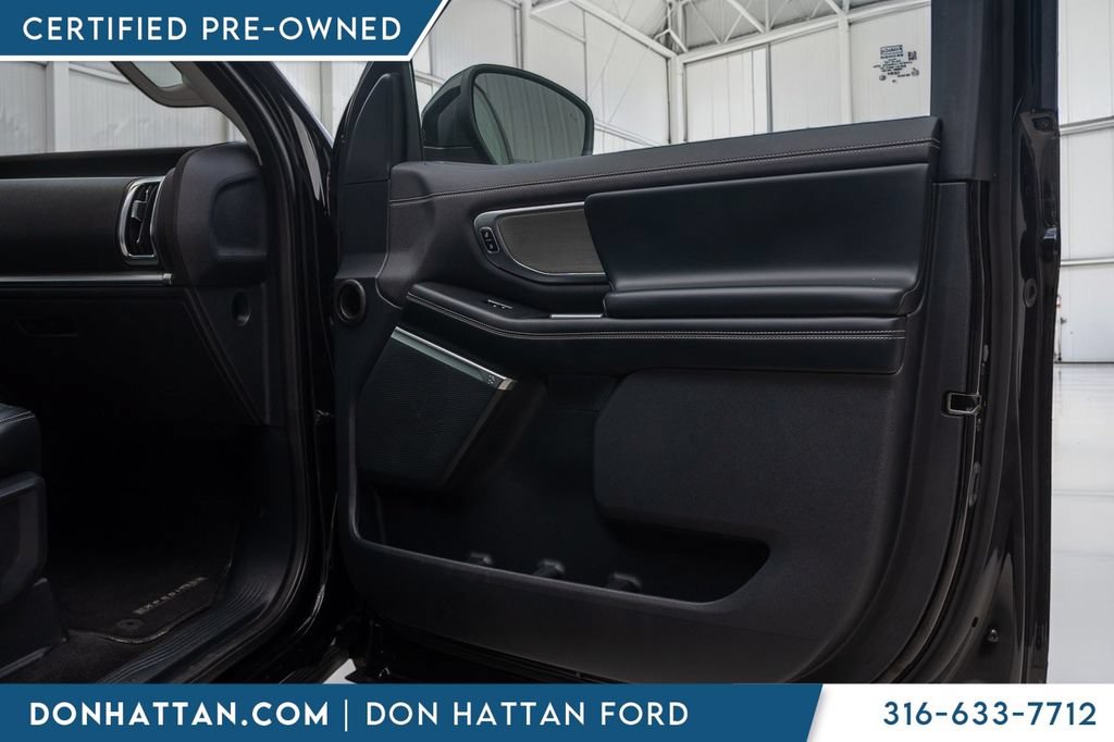 Certified 2025 Ford Expedition Platinum AWD/4WD image 29