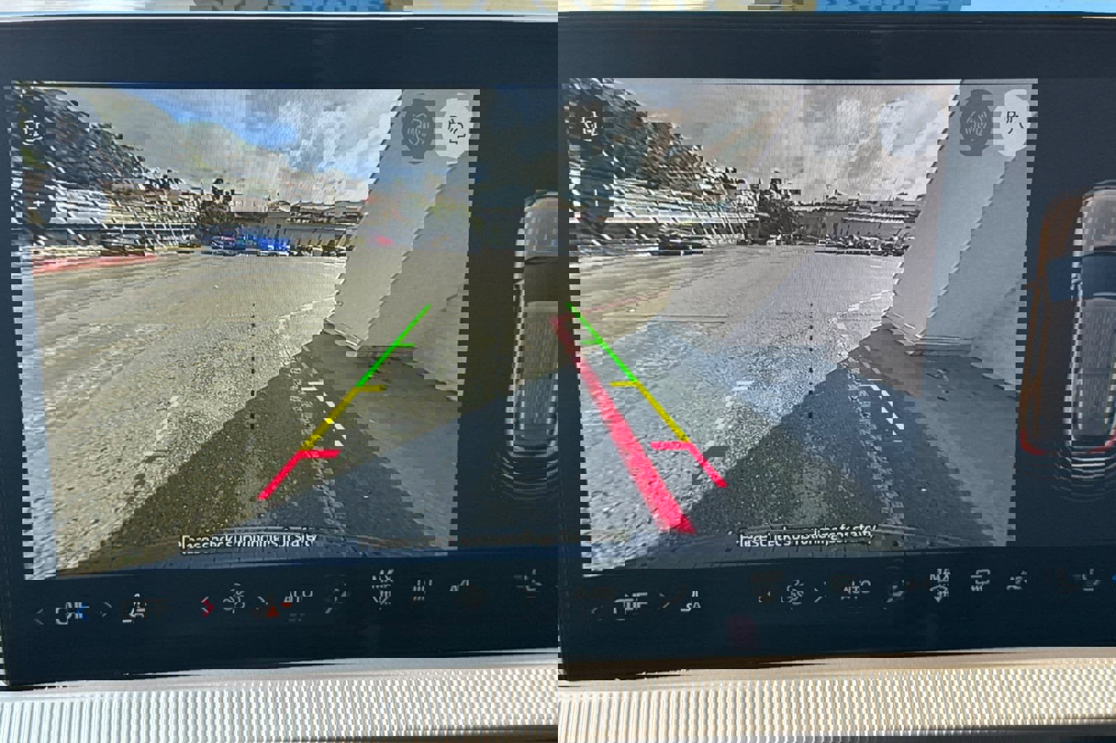 Certified 2025 Ford Explorer Active image 21