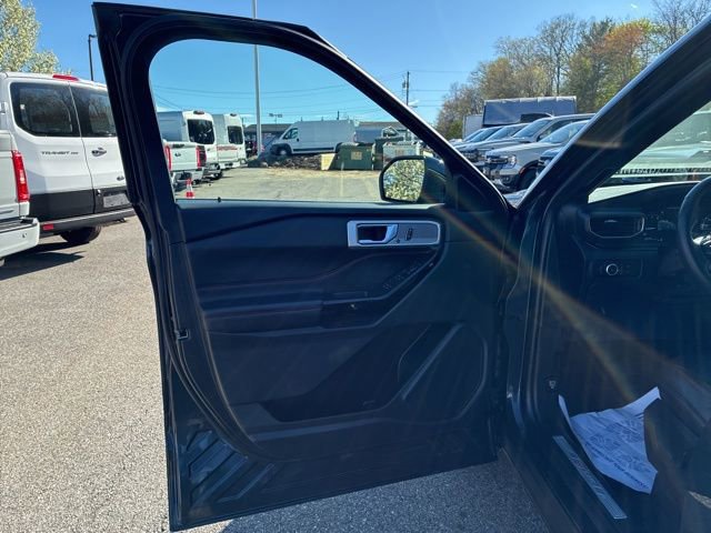 Certified 2023 Ford Explorer ST-Line image 18