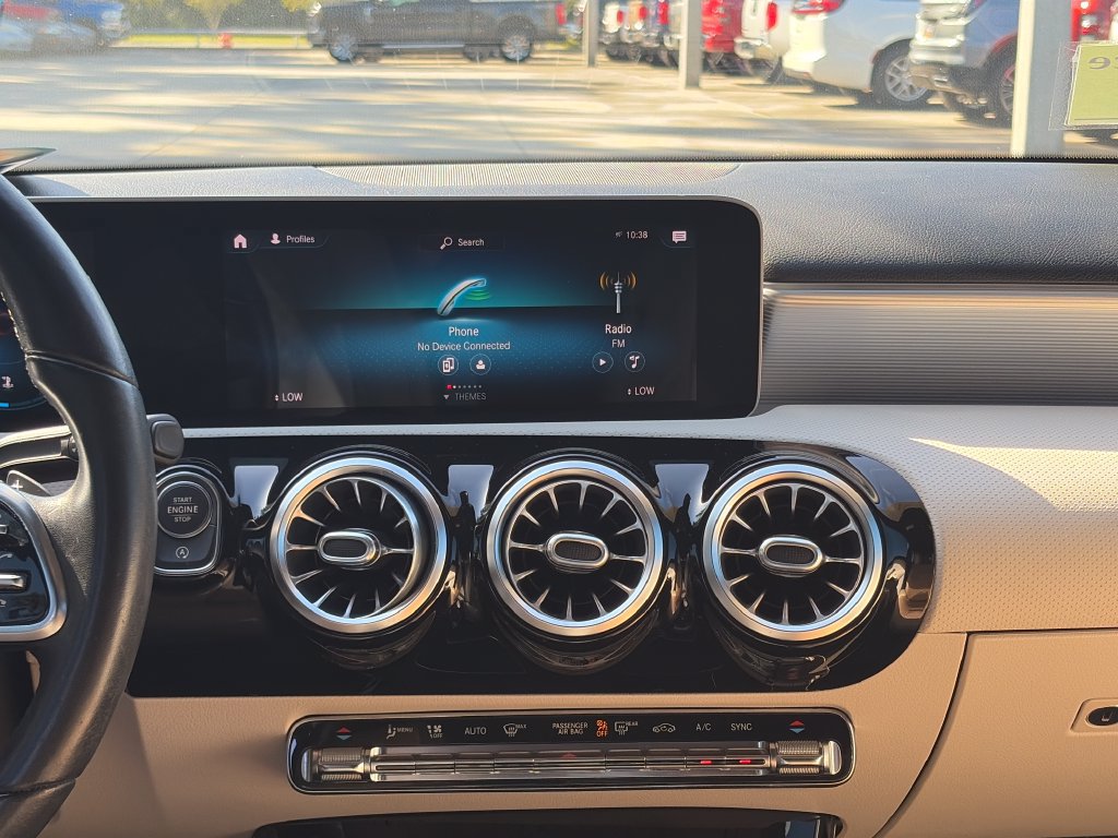 Used 2020 Mercedes-Benz A 220 image 22