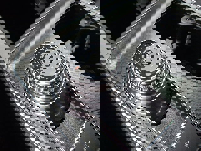 Certified 2022 Ford Edge ST-Line AWD/4WD image 9