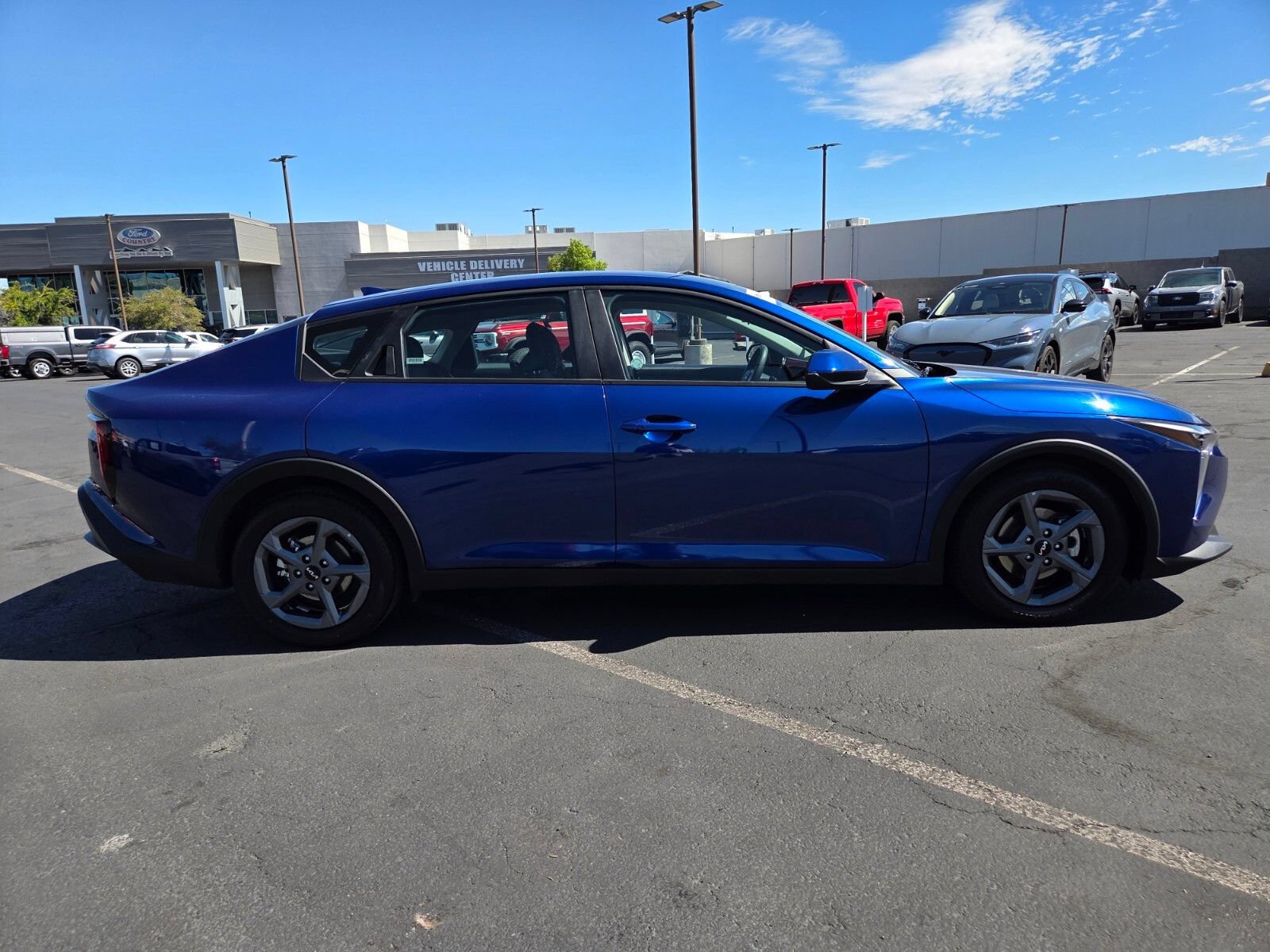 Used 2025 Kia K4 FWD image 7