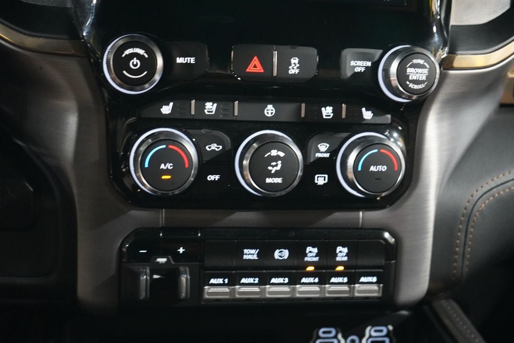 Used 2022 RAM 3500 Limited w/ Body Color Bumper Group AWD/4WD image 28