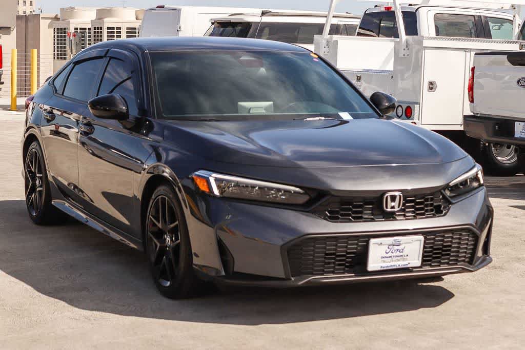Used 2025 Honda Civic Sport image 3