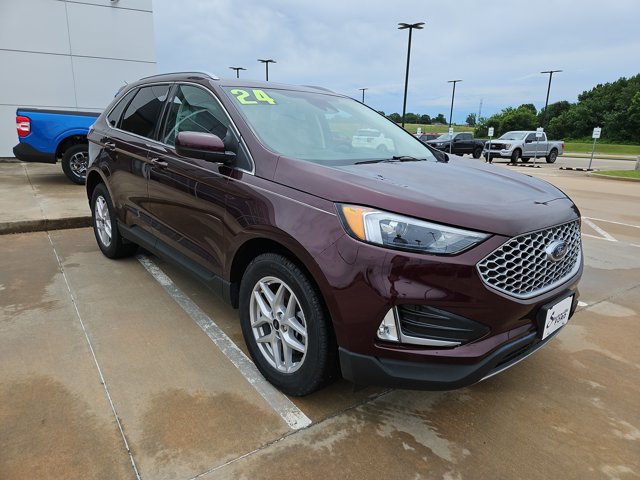 Certified 2024 Ford Edge SEL w/ Convenience Package AWD/4WD image 7