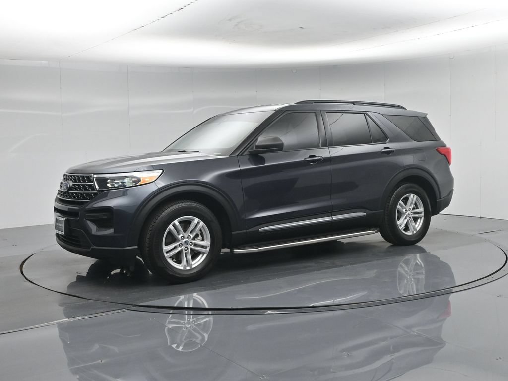 Certified 2022 Ford Explorer XLT RWD image 32
