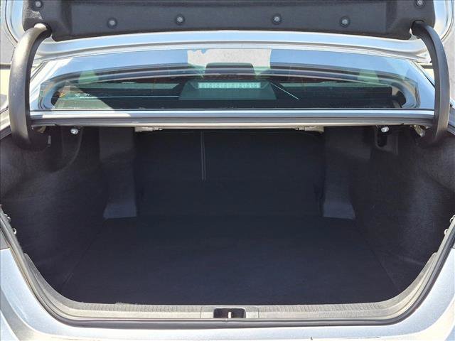 Used 2019 Toyota Camry XSE FWD image 7