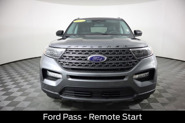 Certified 2023 Ford Explorer XLT w/ Equipment Group 202A image 9