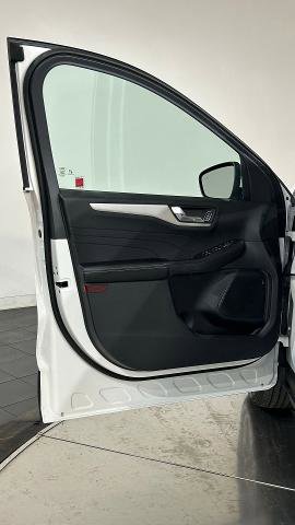 Certified 2022 Ford Escape SEL AWD/4WD image 33