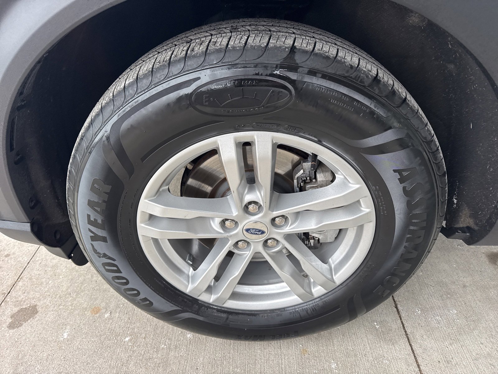 Certified 2023 Ford Explorer XLT w/ Equipment Group 202A image 19