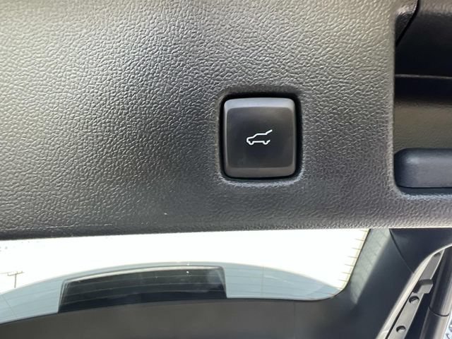 Certified 2023 Ford Escape Active AWD/4WD image 12