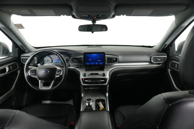 Certified 2023 Ford Explorer XLT w/ Equipment Group 202A image 18