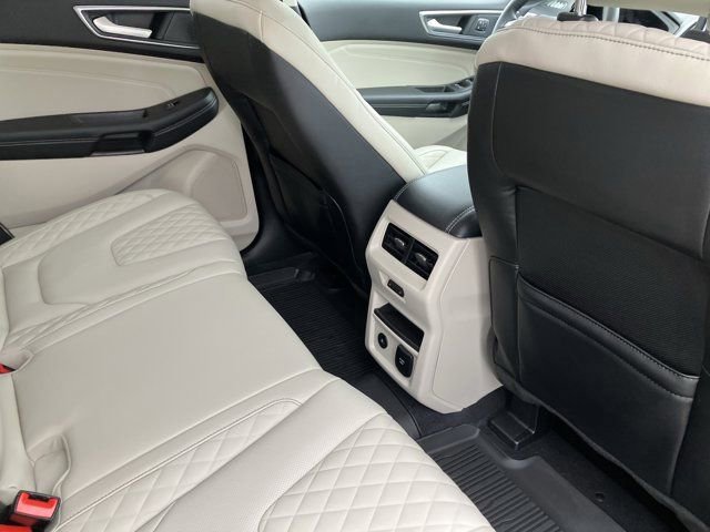 Certified 2024 Ford Edge Titanium w/ Equipment Group 301A image 17
