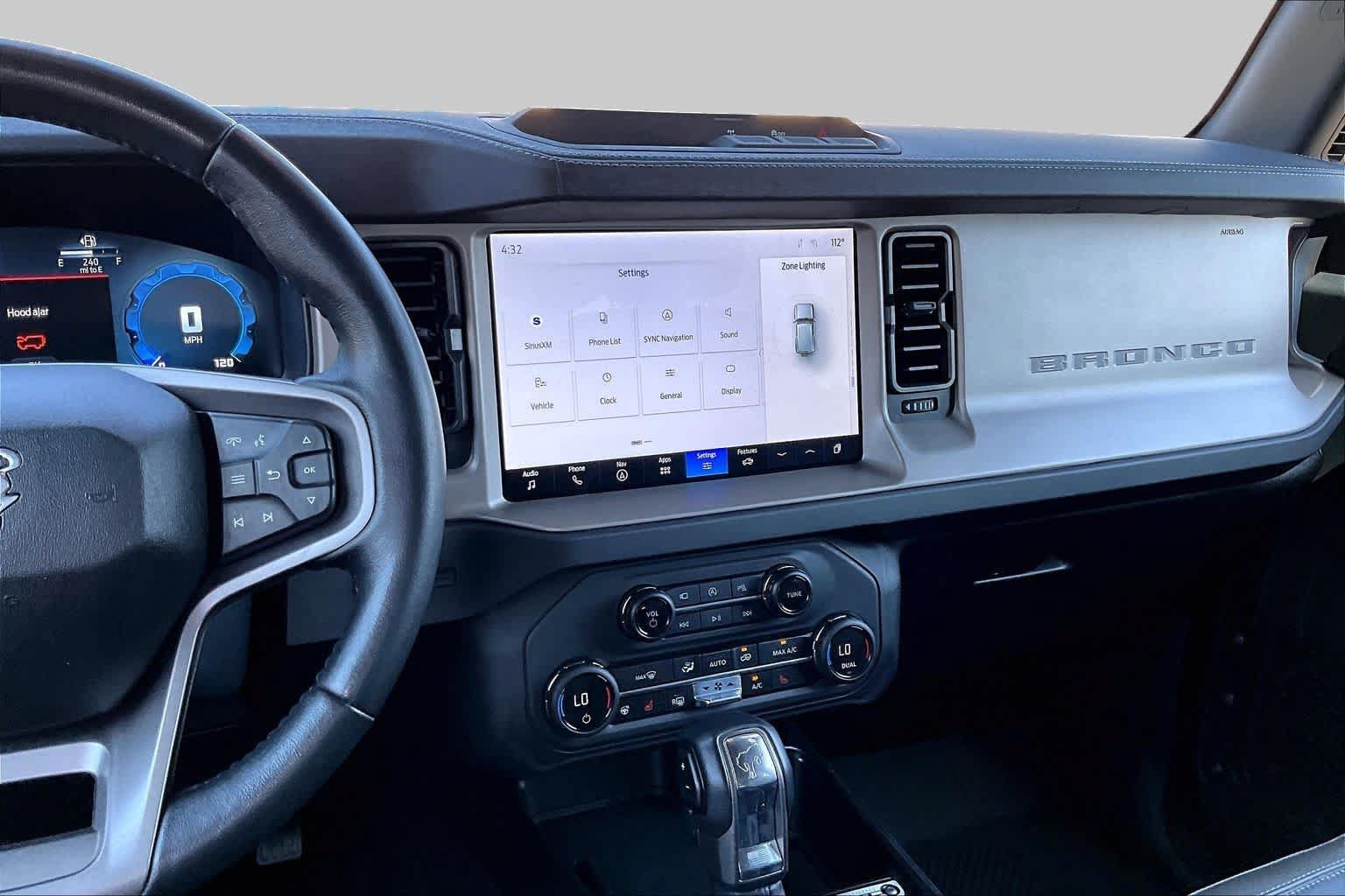 Certified 2025 Ford Bronco Outer Banks AWD/4WD image 7