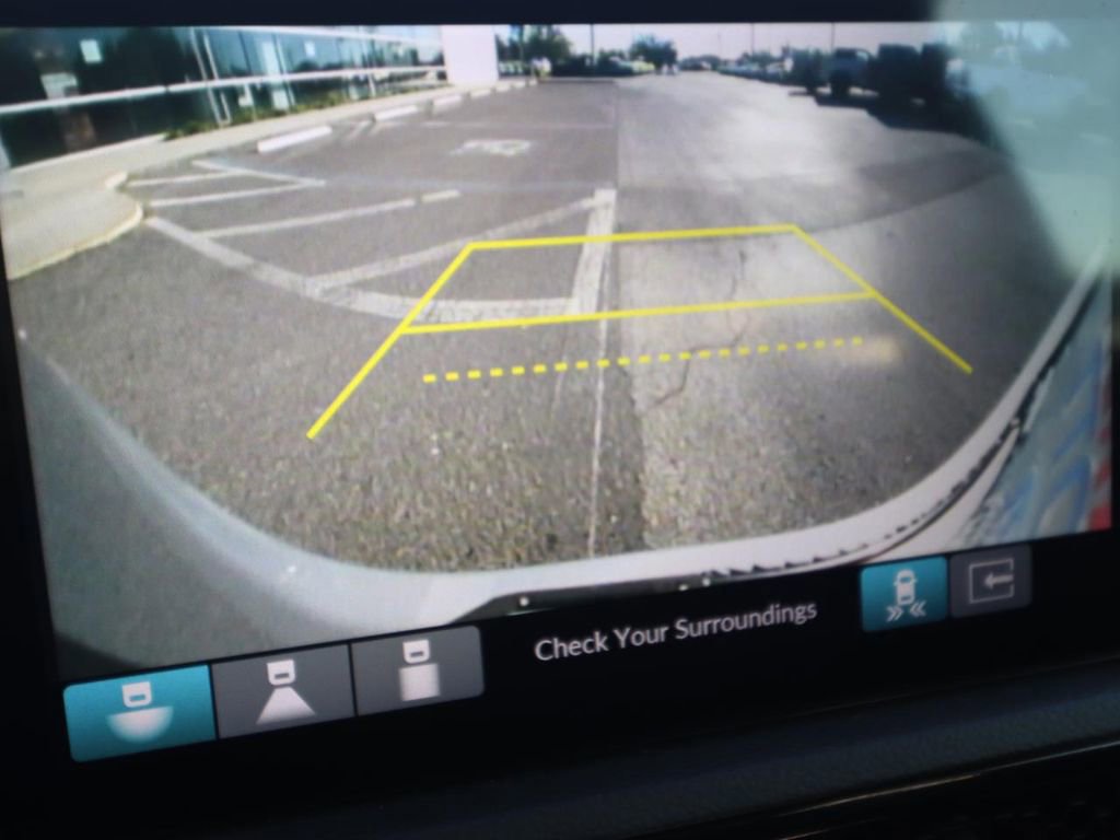 Used 2024 Honda CR-V EX-L image 10