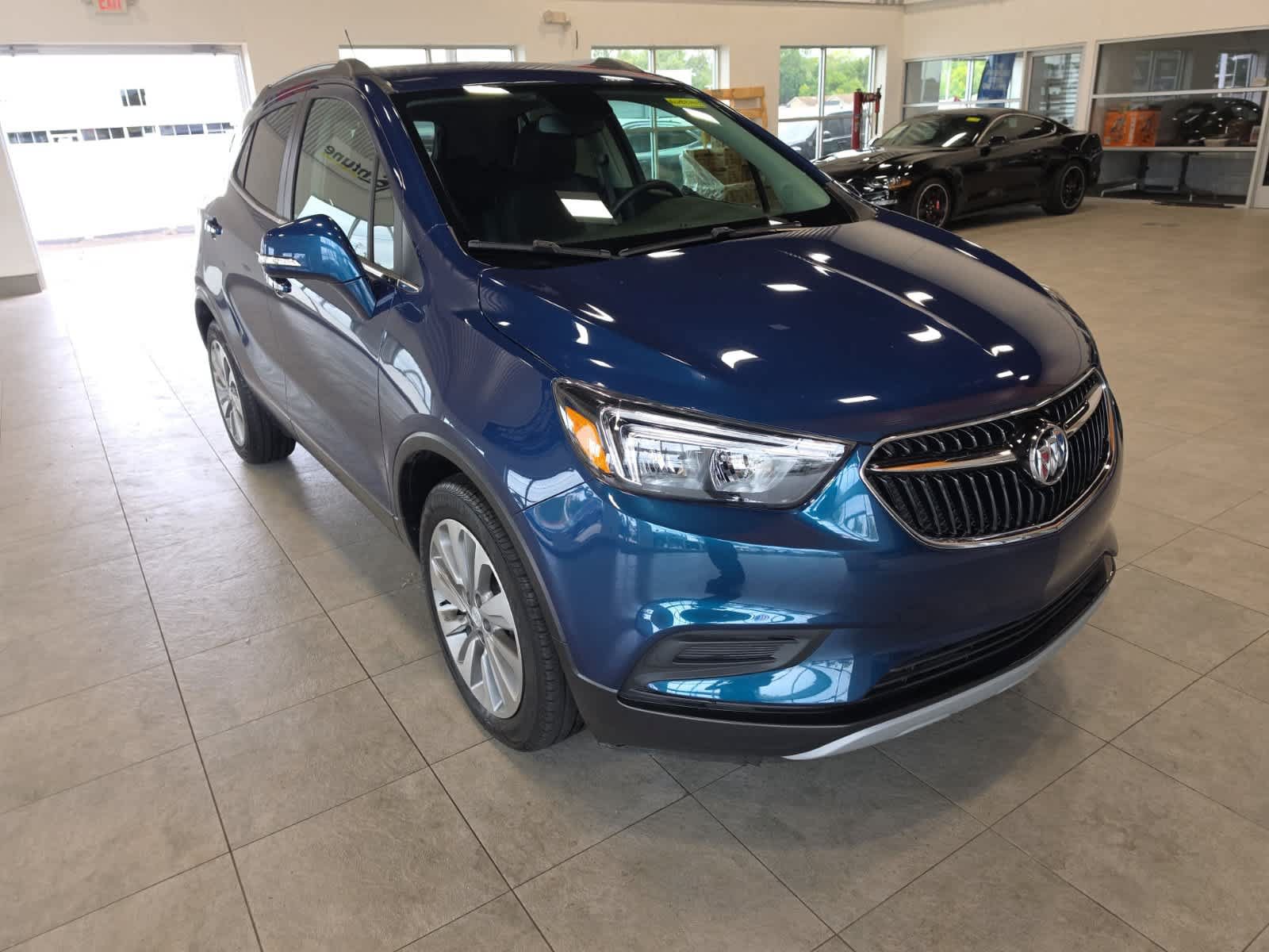 Used 2019 Buick Encore Preferred w/ Safety Package FWD image 3