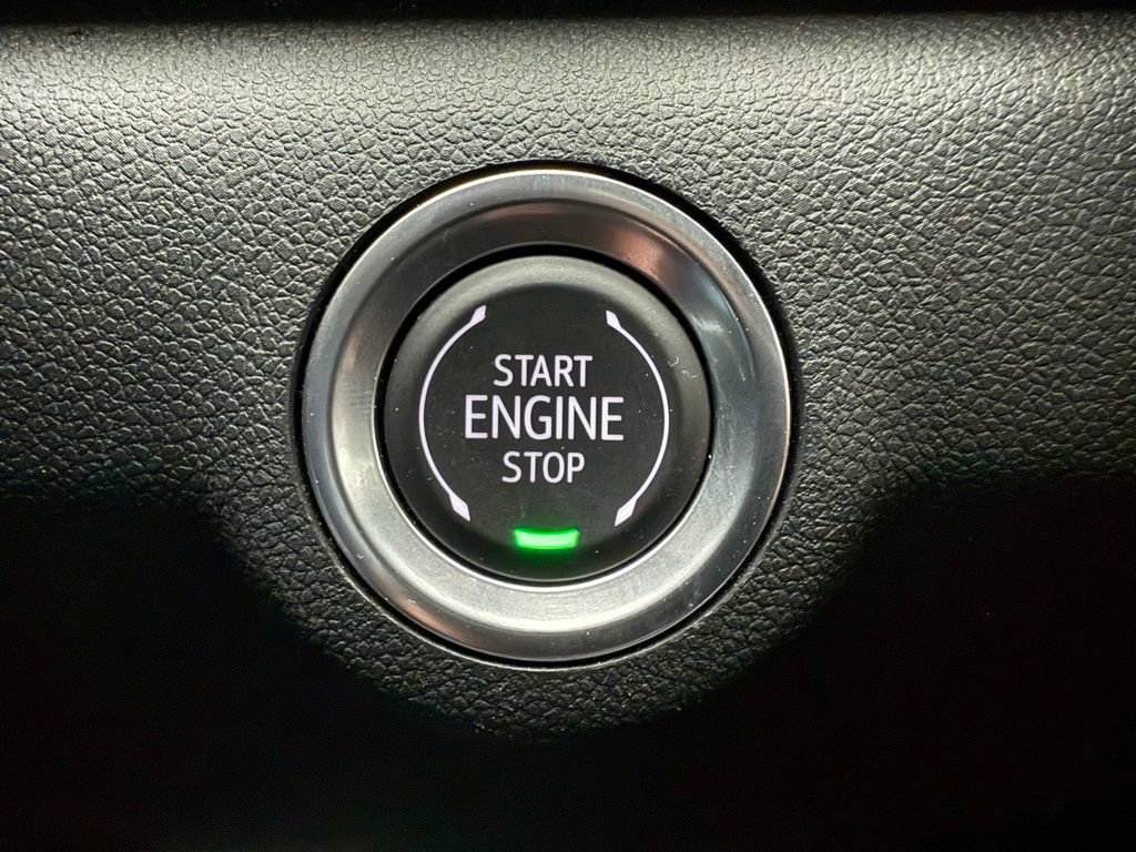 Used 2025 GMC Terrain Elevation image 8