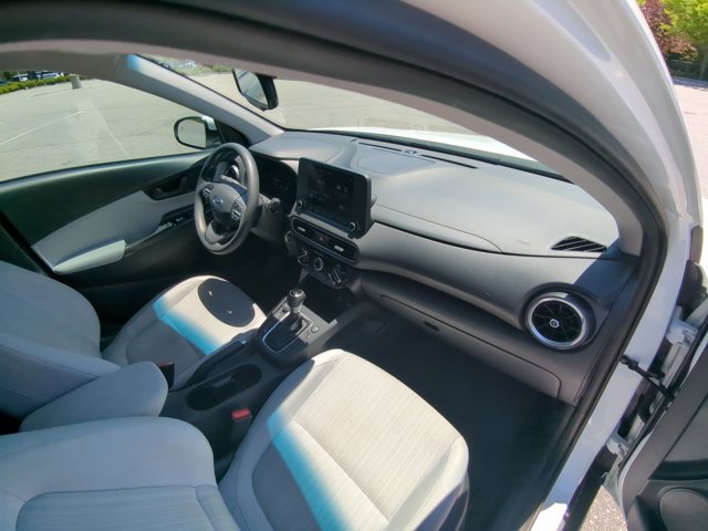 Used 2023 Hyundai Kona SEL w/ Cargo Package AWD/4WD image 35