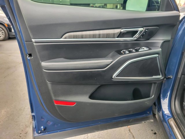 Used 2023 Kia Telluride SX image 25