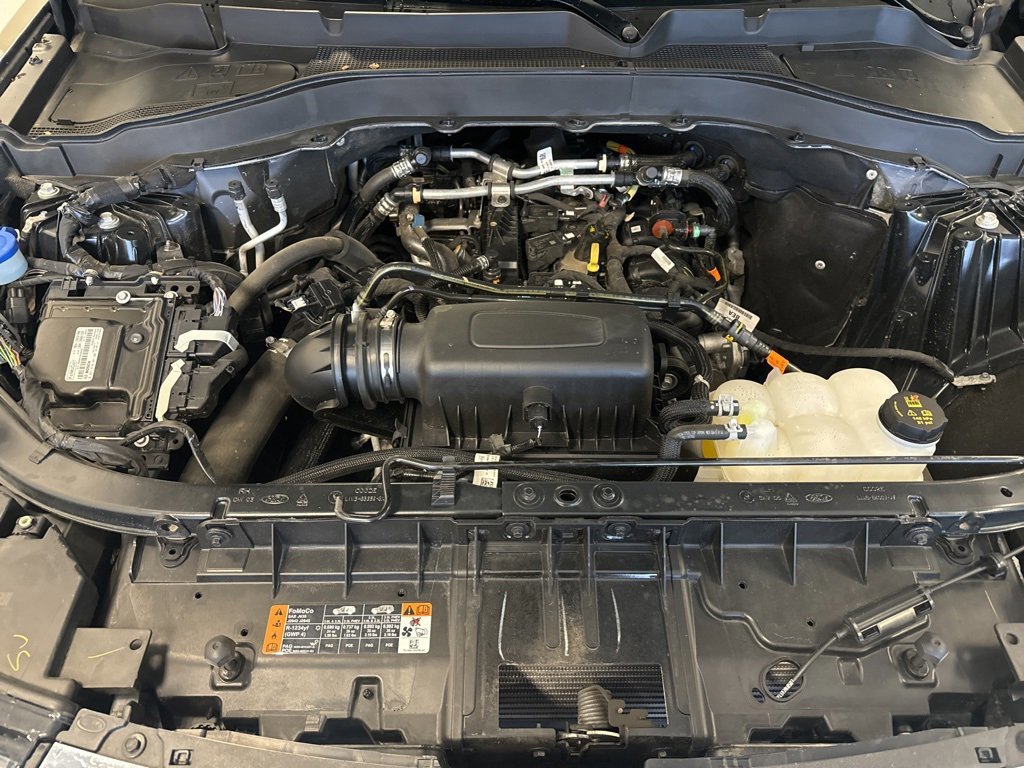 Certified 2023 Ford Explorer XLT w/ Equipment Group 202A image 21