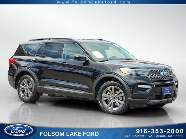 Certified 2023 Ford Explorer XLT w/ Equipment Group 202A AWD/4WD image 1
