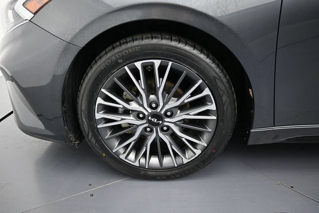 Used 2022 Kia Forte GT-Line FWD image 9