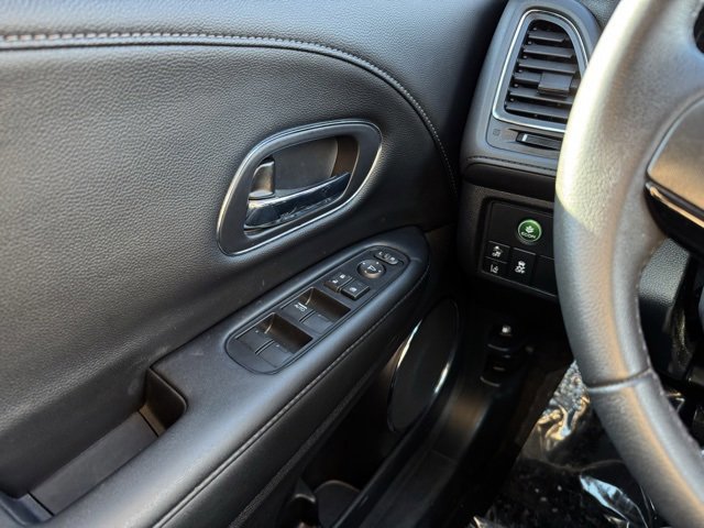 Used 2021 Honda HR-V EX-L image 32