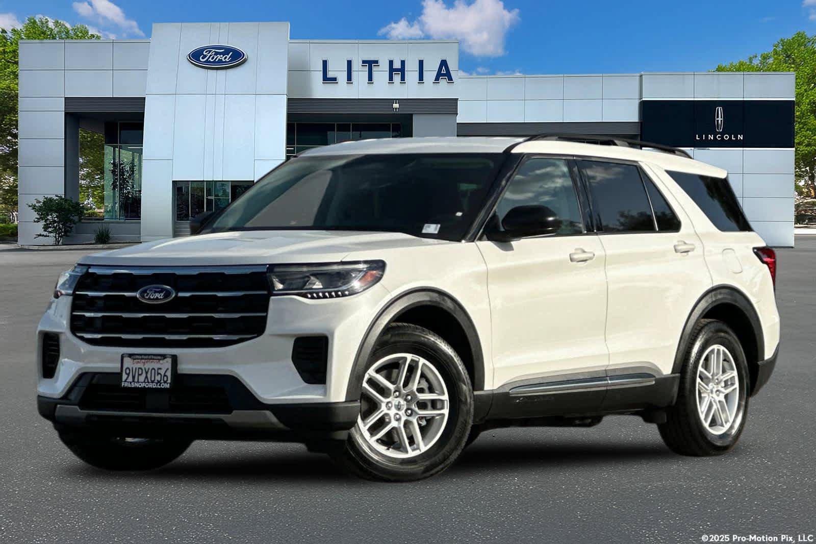 Certified 2025 Ford Explorer Active RWD image 1